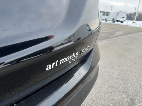 Used 2024 Chevrolet Equinox LS w/ LS Convenience Package image 9