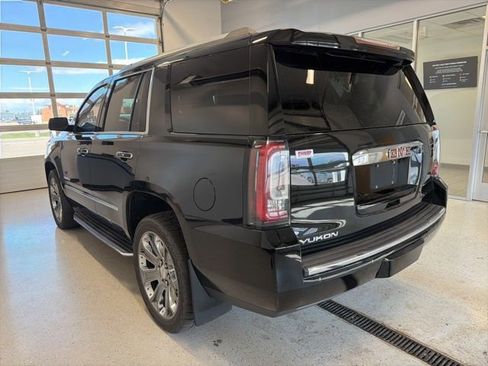 Used 2016 GMC Yukon Denali AWD/4WD image 7