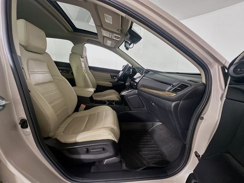 Used 2018 Honda CR-V Touring image 32