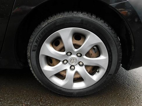Used 2012 MAZDA MAZDA3 i Sport FWD image 19