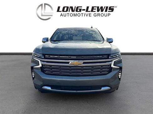 Used 2023 Chevrolet Suburban Premier image 11