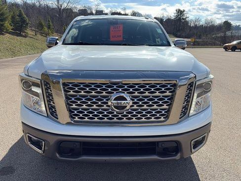 Used 2017 Nissan Titan Platinum Reserve image 9