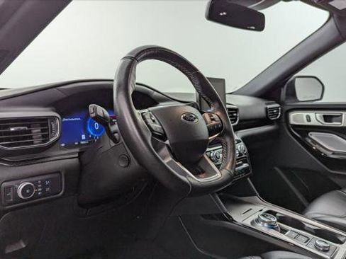 Used 2022 Ford Explorer ST w/ Equipment Group 401A image 18