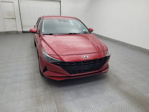 Used 2023 Hyundai Elantra SEL FWD image 14