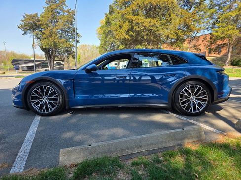 Used 2023 Porsche Taycan 4S AWD/4WD image 76