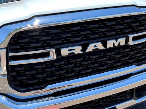 Used 2024 RAM 2500 Big Horn w/ Off Road Package AWD/4WD image 32