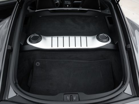 Used 2018 Porsche 718 Cayman image 24