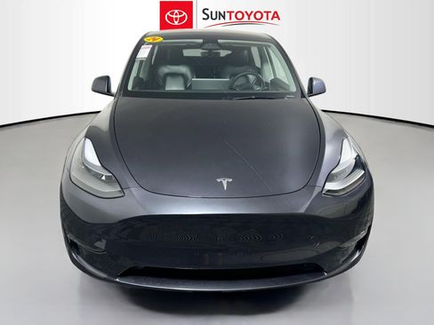 Used 2024 Tesla Model Y Long Range image 10