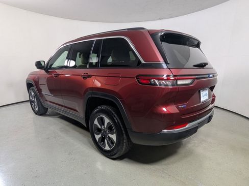 Used 2022 Jeep Grand Cherokee Limited 4xe w/ Luxury Tech Group II image 6