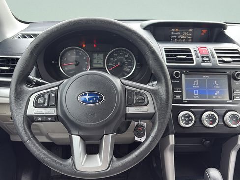 Used 2017 Subaru Forester 2.5i w/ Alloy Wheel Package AWD/4WD image 12