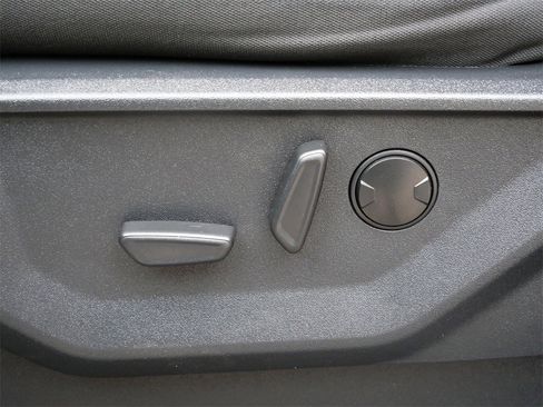 Certified 2023 Ford F150 XLT w/ Equipment Group 302A High image 17