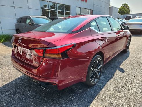 Certified 2025 Nissan Altima 2.5 SR AWD/4WD image 4