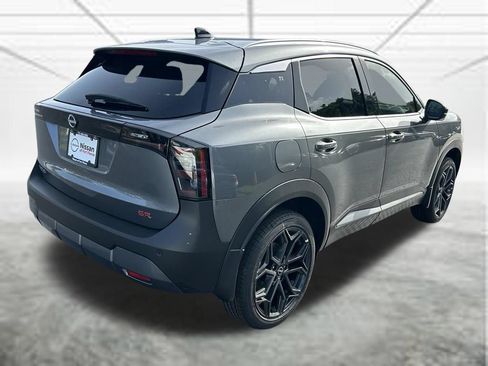 New 2026 Nissan Kicks SR FWD image 5