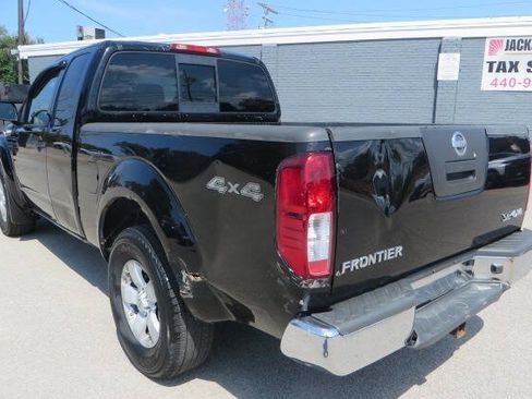 Used 2010 Nissan Frontier SE w/ SE Value Truck Pkg AWD/4WD image 29