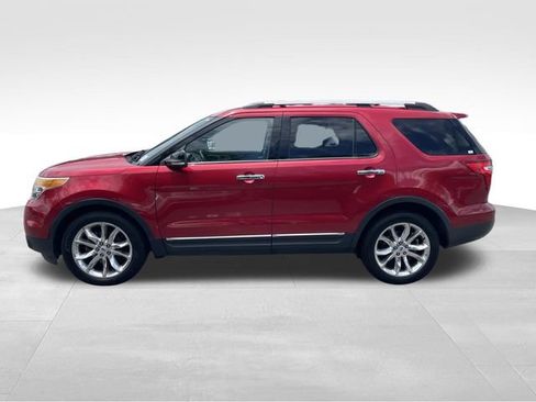 Used 2012 Ford Explorer XLT FWD image 7