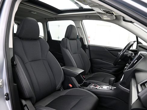 Used 2021 Subaru Forester Premium image 31