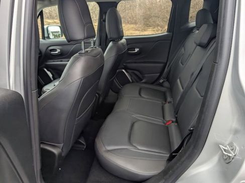 Used 2018 Jeep Renegade Limited w/ UConnect 8.4 Nav Group image 9