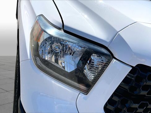 Used 2018 Toyota Tundra SR RWD image 27