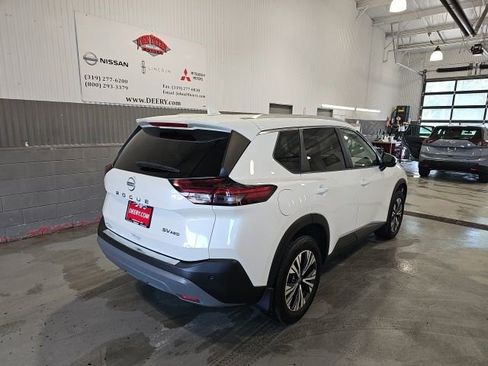 Certified 2023 Nissan Rogue SV w/ SV Premium Package AWD/4WD image 3