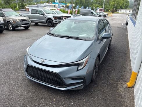 Used 2024 Toyota Corolla SE FWD image 4