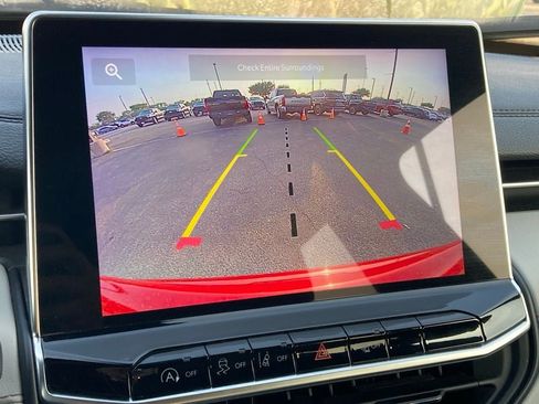 Used 2025 Jeep Compass Limited AWD/4WD image 24