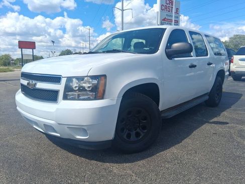 Used 2010 Chevrolet Suburban LS RWD image 1