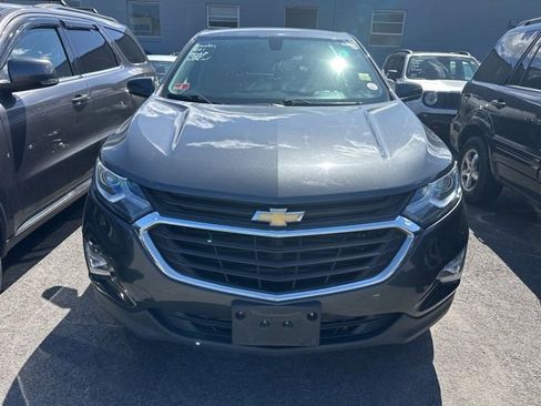 Used 2018 Chevrolet Equinox LT AWD/4WD image 2