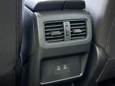 Certified 2026 Nissan Rogue SV image 28