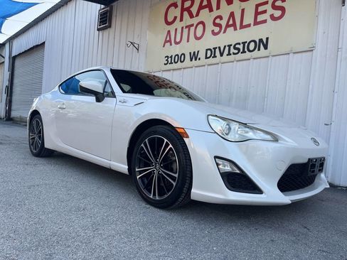 Used 2013 Scion FR-S 10 Series image 8