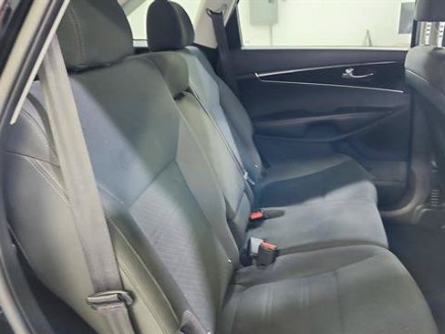 Used 2020 Kia Sorento L FWD image 24