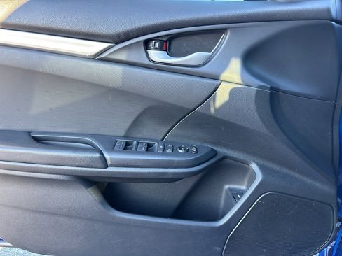 Used 2020 Honda Civic Sport image 15