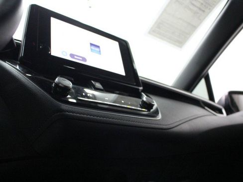 Used 2024 Toyota Corolla SE image 16