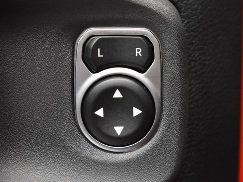 Used 2026 Jeep Gladiator Mojave AWD/4WD image 10