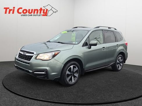 Used 2018 Subaru Forester 2.5i Premium w/ All-Weather Package AWD/4WD image 3