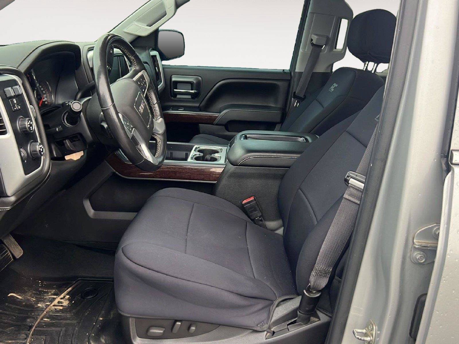Used 2015 GMC Sierra 1500 SLT w/ SLT Crew Cab Value Package AWD/4WD image 8