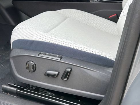 New 2026 Volkswagen ID.4 Pro S Plus AWD/4WD image 22