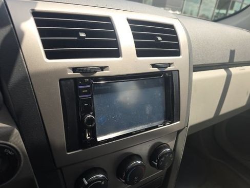 Used 2008 Dodge Avenger SE FWD image 6