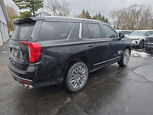 Used 2023 GMC Yukon Denali Ultimate image 5