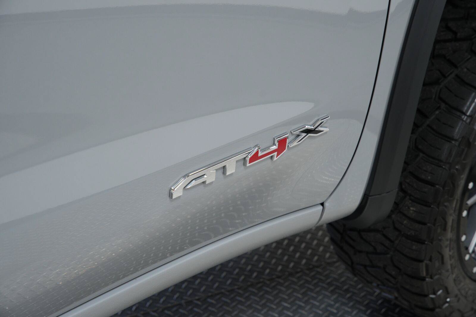 Used 2024 GMC Sierra 1500 AT4X w/ AT4X AEV Edition AWD/4WD image 28