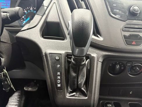 Used 2015 Ford Transit 350 XL image 33