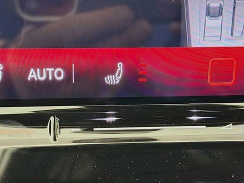New 2026 Volkswagen GTI SE FWD image 22