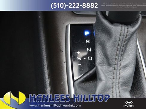 Used 2021 Toyota Camry XLE w/ Carpet Mat Package (TMS) image 23