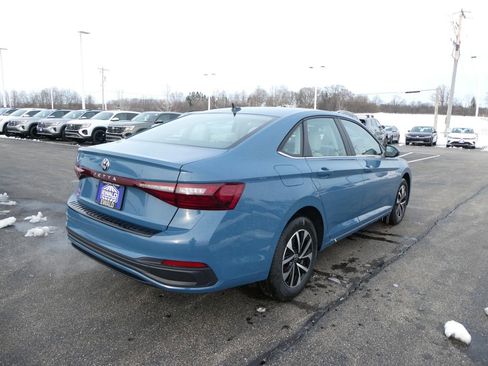 New 2026 Volkswagen Jetta S image 9