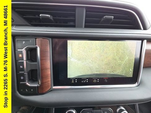 Used 2024 GMC Yukon XL Denali Ultimate w/ LPO, Floor Liner Package AWD/4WD image 57