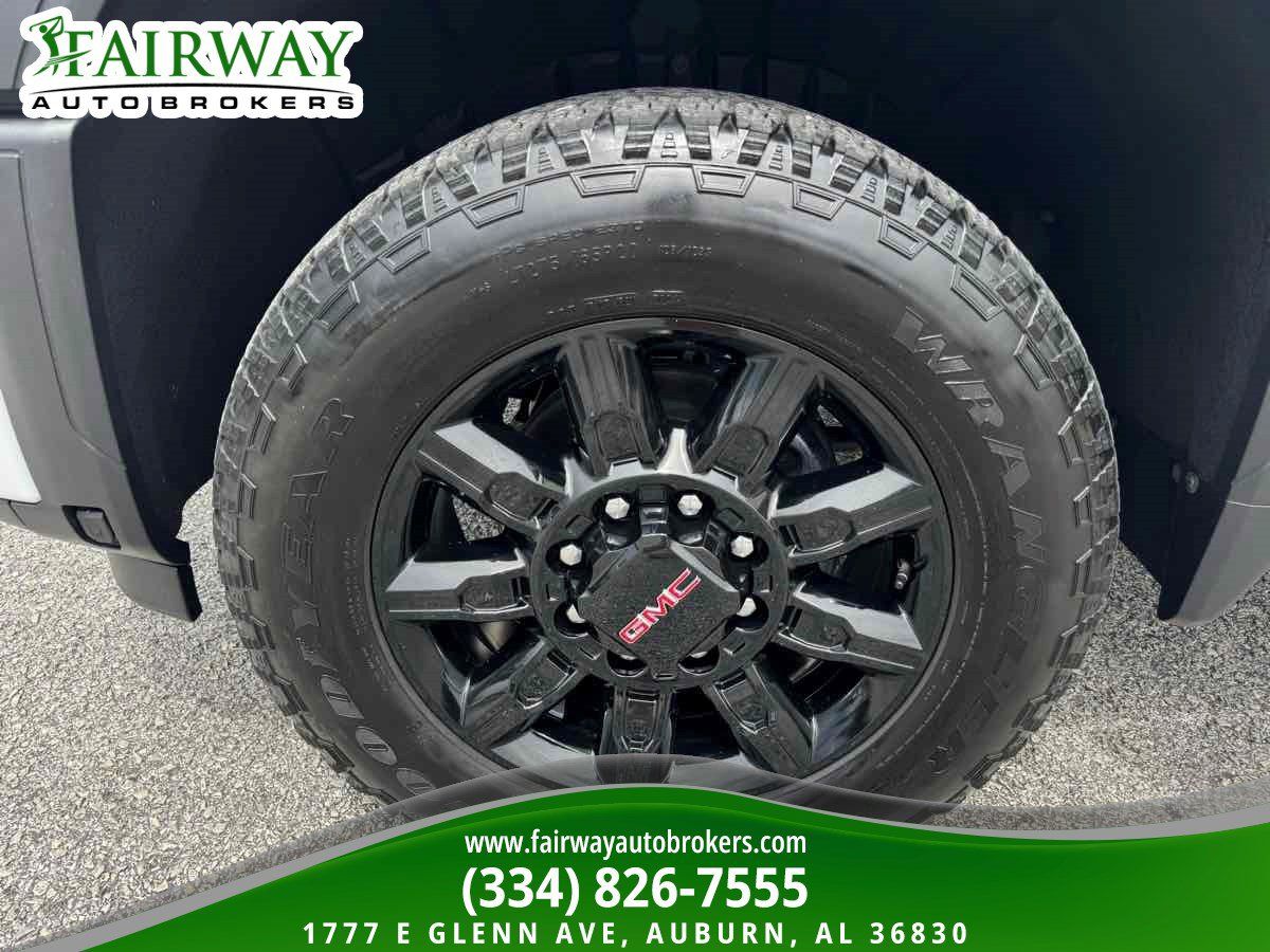 Used 2025 GMC Sierra 2500 AT4 w/ AT4 Premium Plus Package AWD/4WD image 30