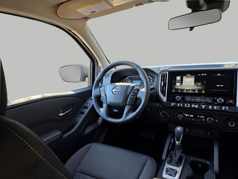 New 2026 Nissan Frontier SV w/ SV Convenience Package image 9