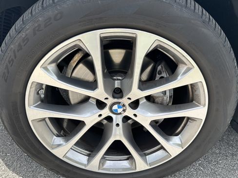 Used 2024 BMW X5 xDrive40i w/ Premium Package AWD/4WD image 12