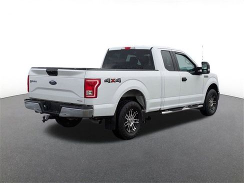 Used 2015 Ford F150 XLT w/ Trailer Tow Package image 3