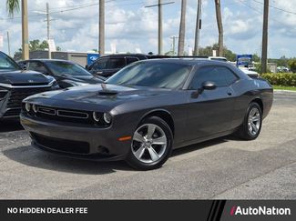 Used 2019 Dodge Challenger SXT RWD video 1