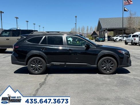 Used 2025 Subaru Outback Onyx Edition AWD/4WD image 6